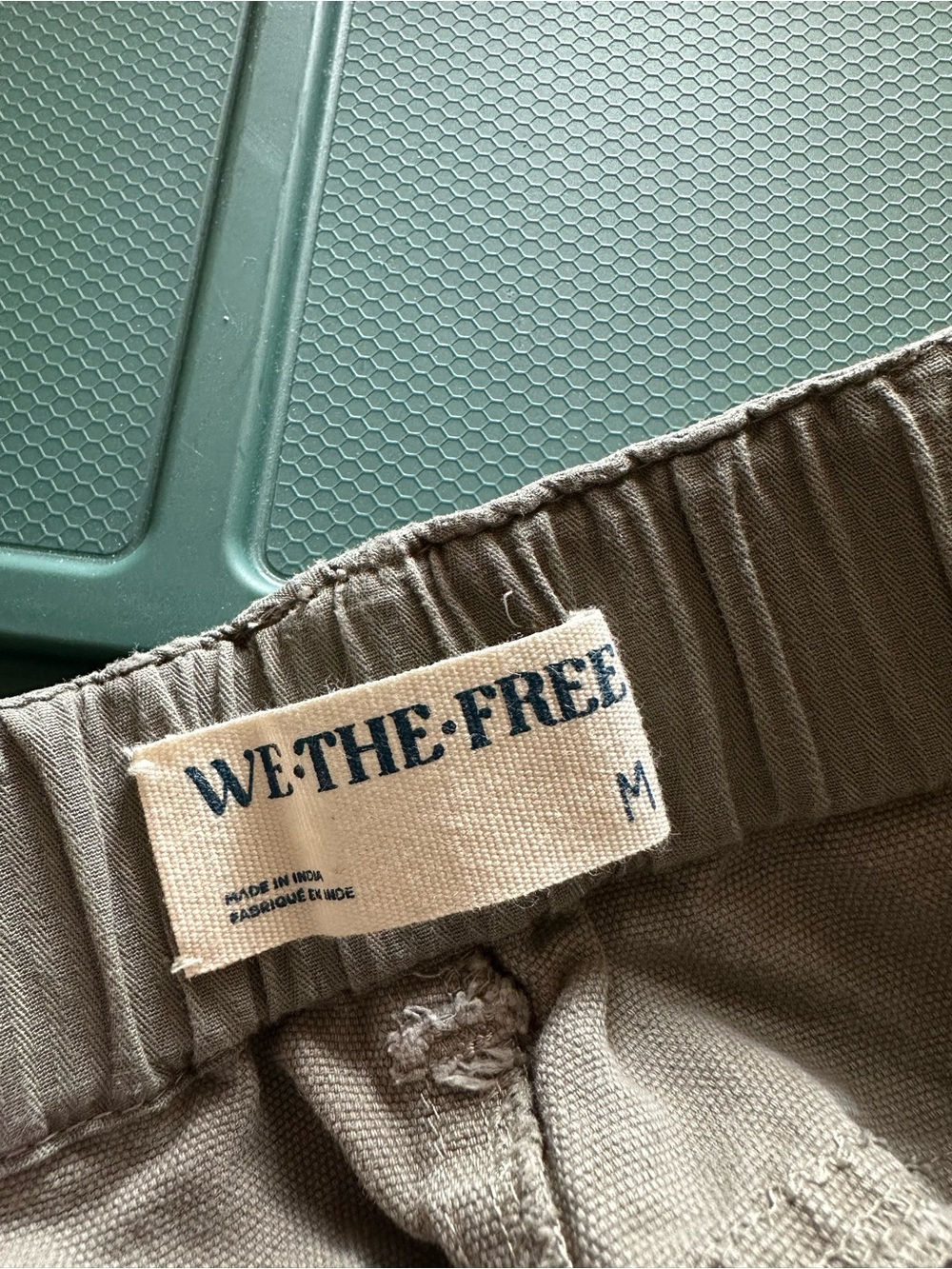 We the free barrel low slung pants army green size medium - Picture 2 of 9